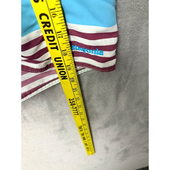 Patagonia Striped Board Shorts Men's Size 32 Swim Trunks Quick Dry Pockets - Picture 5 of 11